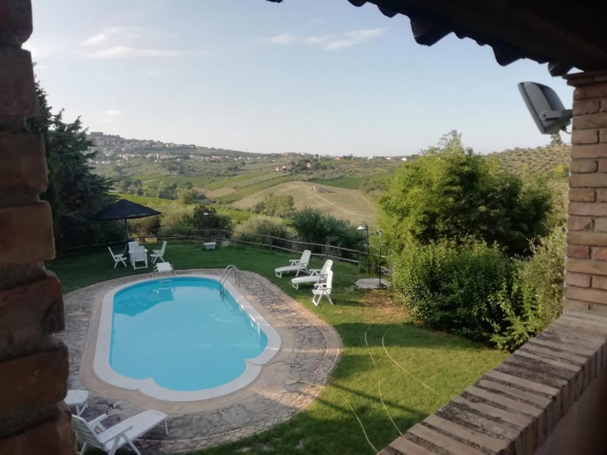 Villa Casalustro Città Sant'Angelo Esterno foto