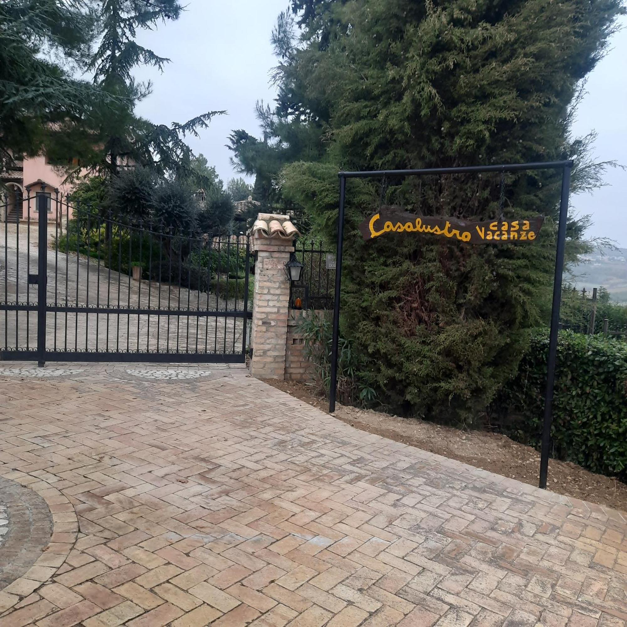 Villa Casalustro Città Sant'Angelo Esterno foto